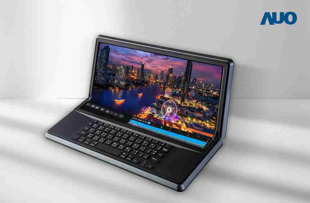 龙门国际14.6吋Micro LED折迭显示屏幕，，搭配半径4mm的弯折绞炼，，，，以及高画素、、、高亮度、、高对比度的显示技术特点，，即便在大视角下仍保有绝佳色相与亮度